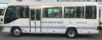 มินิบัส กาญจนบุรี เอ็กซ์เพรส ภายนอกรถ รูปที่ 1