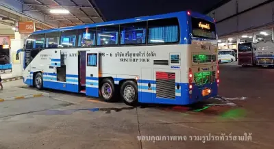 รถทัวร์ ศรีสุเทพทัวร์ ภายนอกรถ รูปที่ 3